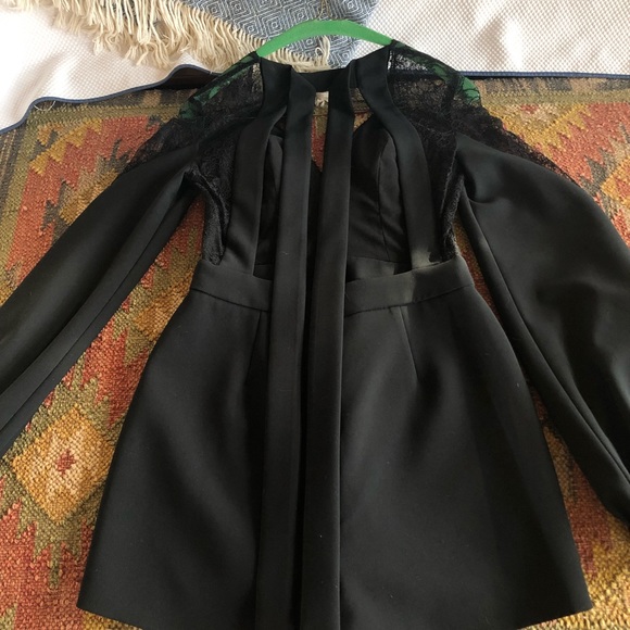 Alexis Black Lace/Crepe Romper XS - Picture 6 of 7